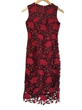 WHBM Sleeveless Red Burgundy Tonal Floral Guipure Lace Sheath Dress Size 00